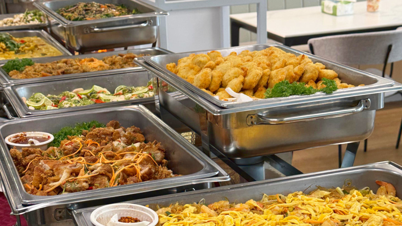 A selectable Thai buffet dish